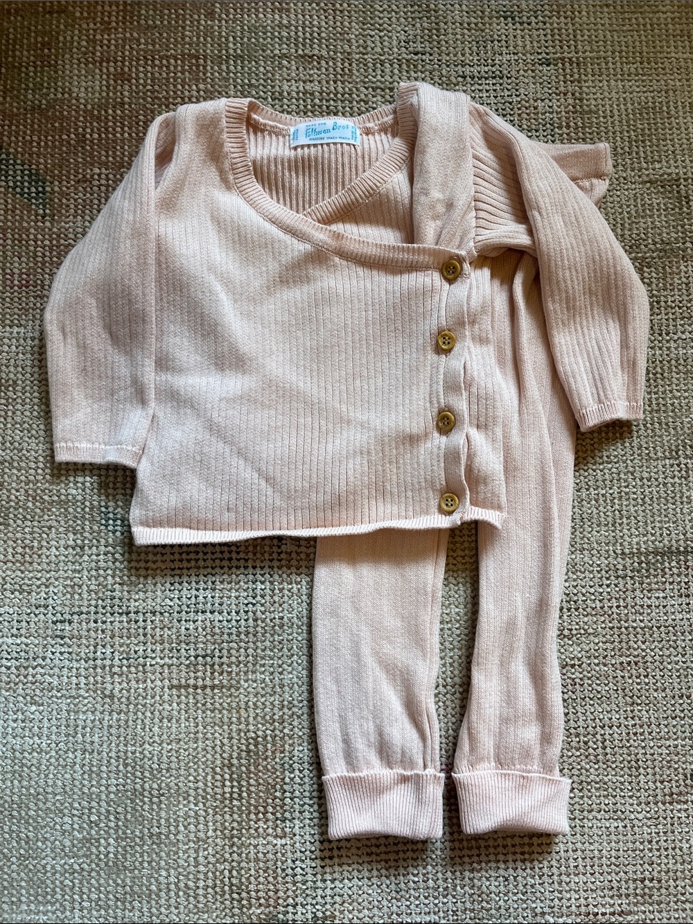 Feltman Brothers Ribbed Knit Wrap Set in Blush - size 12 mos